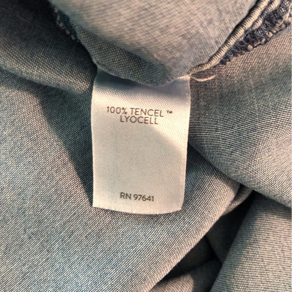 J Jill Denim Women's Large Blue Blouse ruffled neck popover Tencel L/S - Picture 4 of 4